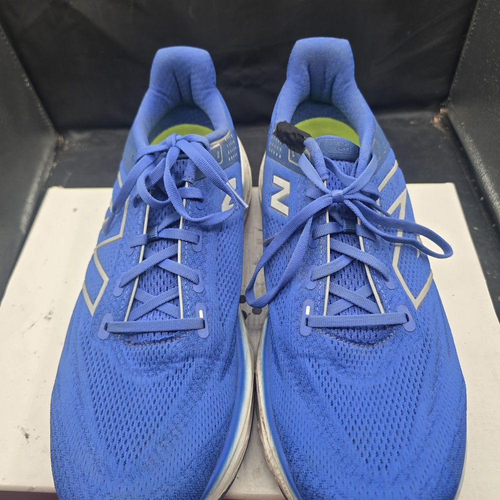 New Balance Men's Athletic Shoes in Vibrant Blue